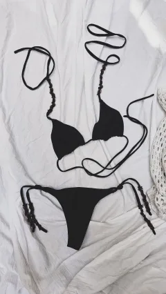 triangulo bikini Fiorella negra
