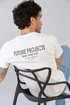Remera FUTURE crudo