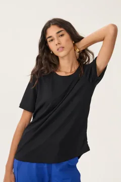 REMERA DESAGUJADA