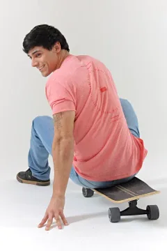 Remera New Beginnings rojo melange (Solo talles S, M y 3XL)