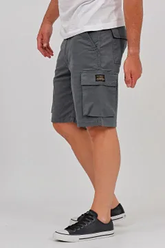 Bermuda cargo bolsillo con fuelle NIXXON gris topo