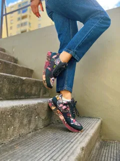 Zapatilla Retro Flow Cobriza